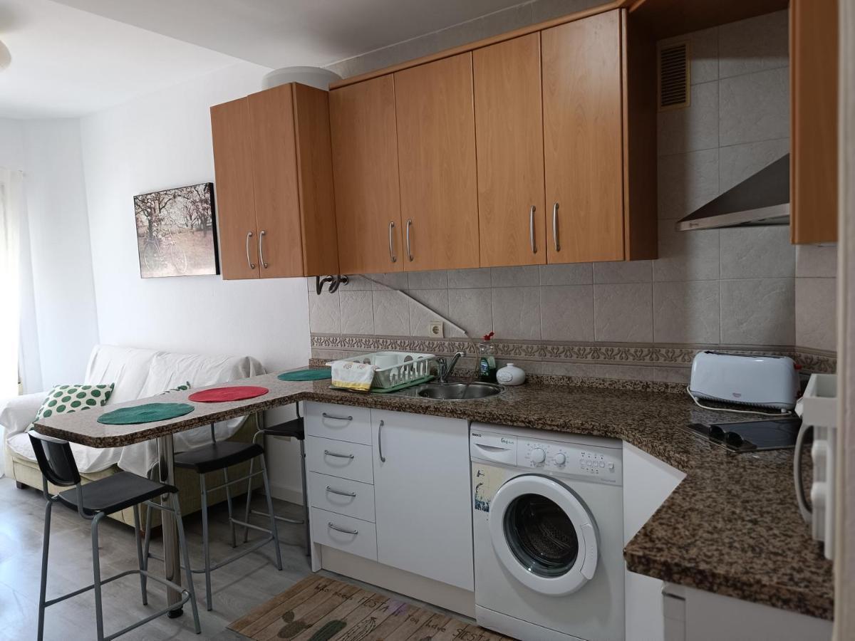 Acogedor Apartamento Cerca Del Centro Historico De Малага Экстерьер фото